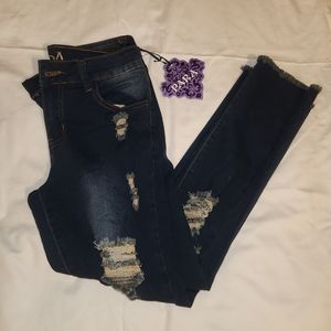 Para brand diatressed jeans